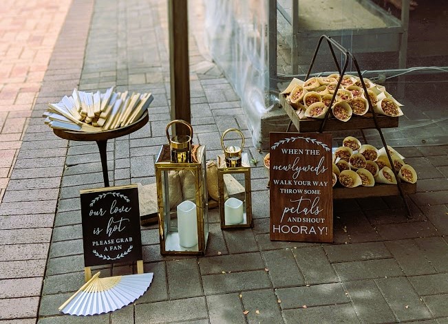 Dried Floral Confetti Cones with Display Stand & Signage