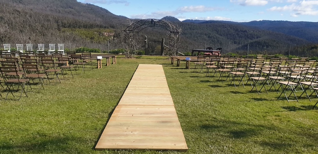 10 Metre Wooden Aisle Runner/Platform