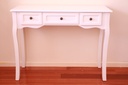 Classic White Signing Table
