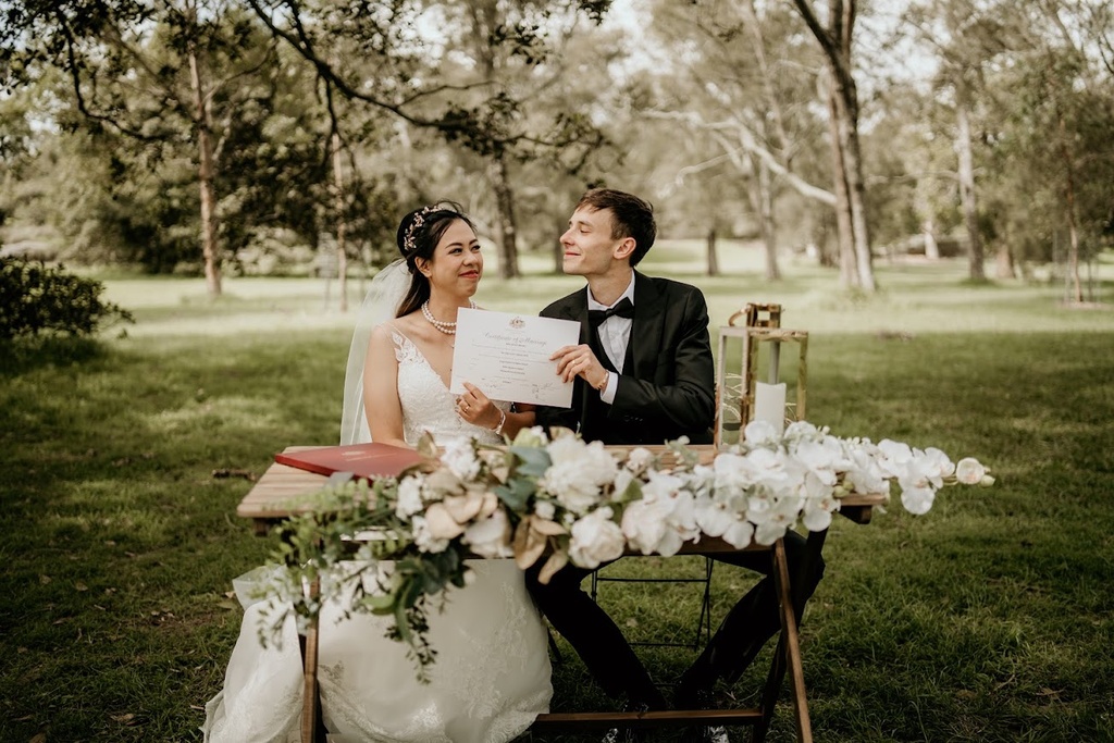 Classic White Silk Floral Arrangements: Signing Table