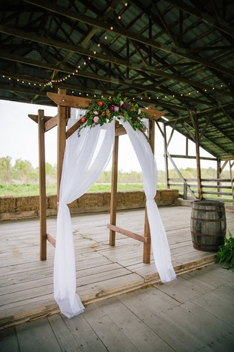[Arbours & Backdrops] Rustic Four Post Wooden Arbour