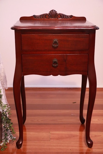 [Tables & Consoles] Vintage Brown 2 Drawer Console