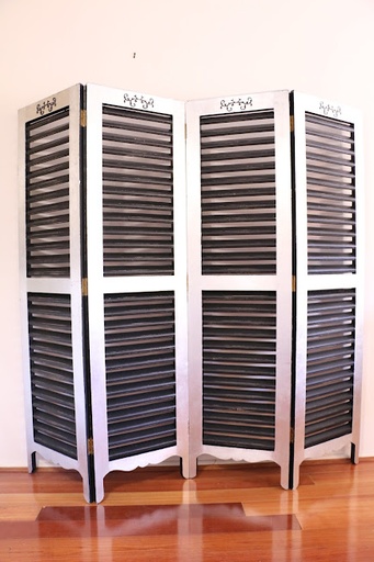 [Arbours & Backdrops] Large Parisian Style 4 Panel Screen - Black & Silver Leaf