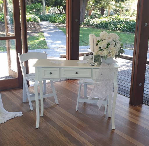 [Silk & Dried Florals] Classic White Silk Floral Arrangements: Signing Table