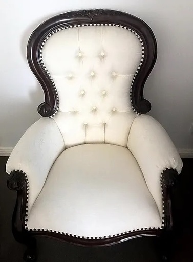 [Chairs] Large Vintage French Arm Chair