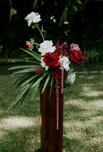 [Aisle Decorations] Vintage Mahogany Plinths